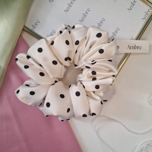 Duża gumka scrunchy groszki